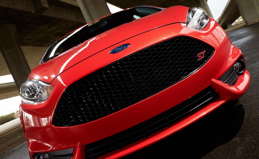  Ford Fiesta ST 2014 года  (US) (фото 9 из 78)